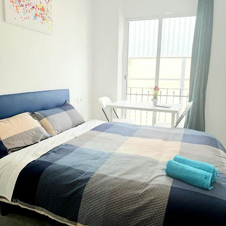 Apartamentos Aeropuerto Valencia Manises Εξωτερικό φωτογραφία