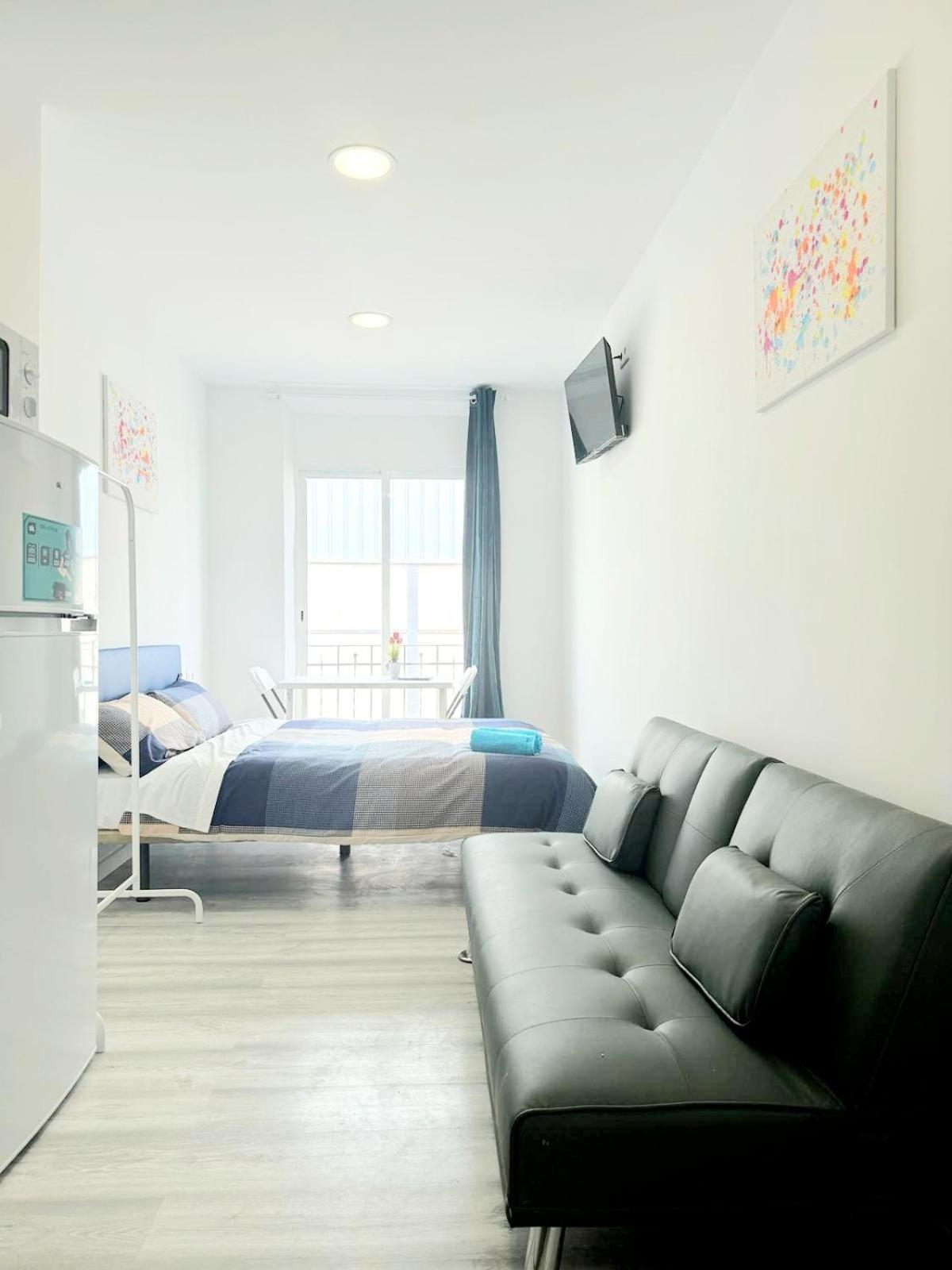 Apartamentos Aeropuerto Valencia Manises Εξωτερικό φωτογραφία
